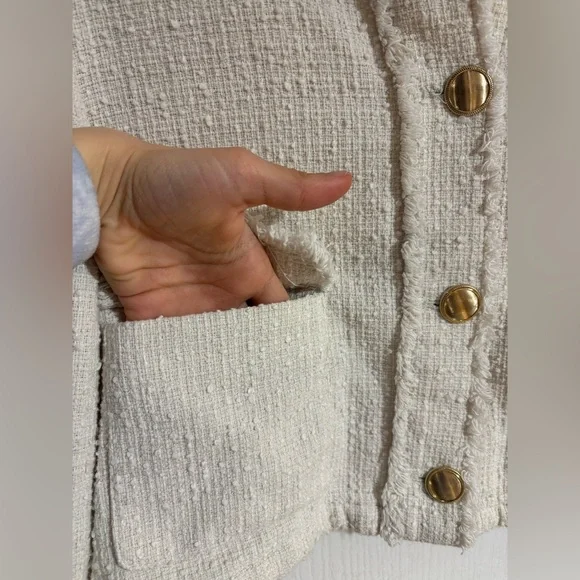 Zara Tweed Textured Gold Buttons Pockets Spring Cream Blazer Jacket Size Large - Picture 5 of 11